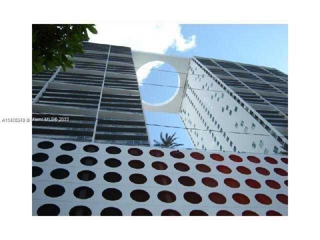 Recently Rented: $3,150 (1 beds, 1 baths, 738 Square Feet)