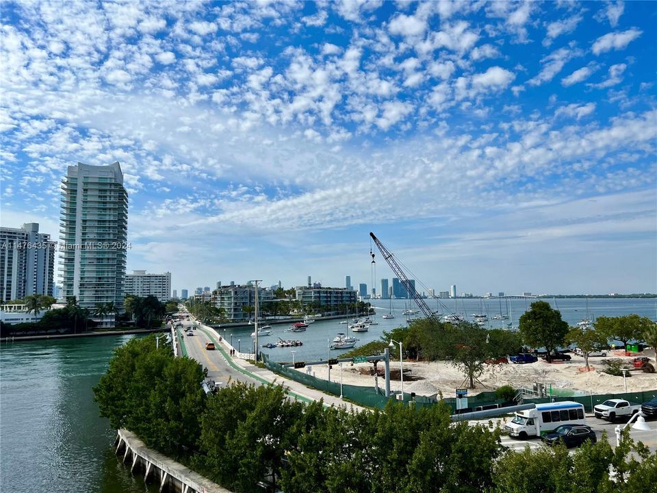 Недавно продано: $339,500 (1 спален, 1 ванн, 706 Квадратных фут)