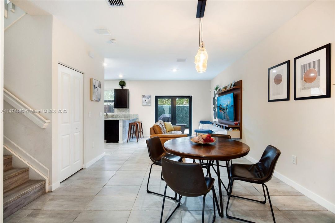 Active With Contract: $549,000 (3 beds, 2 baths, 1378 Square Feet)