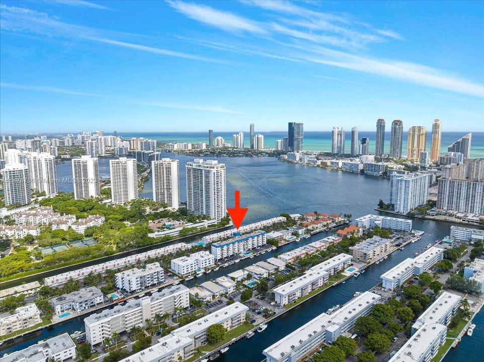 Vendido Recientemente: $216,500 (1 camas, 1 baños, 830 Pies cuadrados)