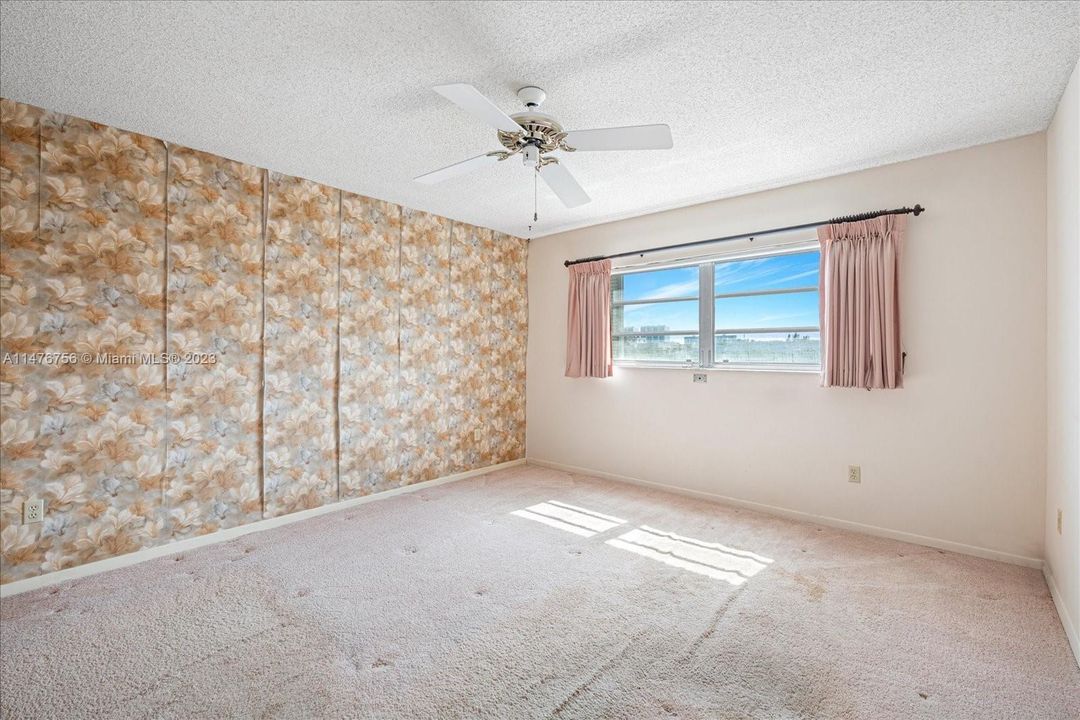 Vendido Recientemente: $216,500 (1 camas, 1 baños, 830 Pies cuadrados)