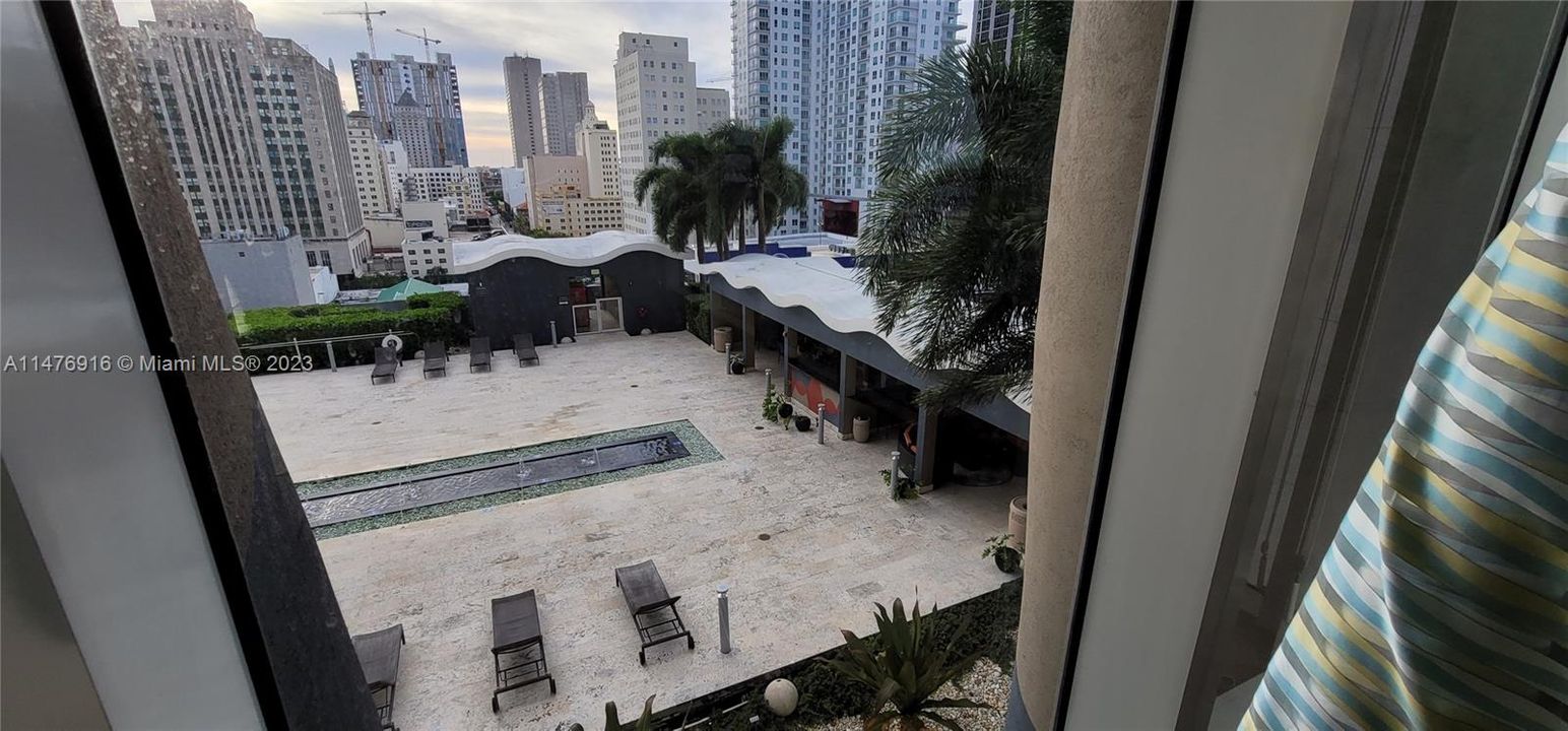 Recently Rented: $4,200 (2 beds, 2 baths, 1256 Square Feet)