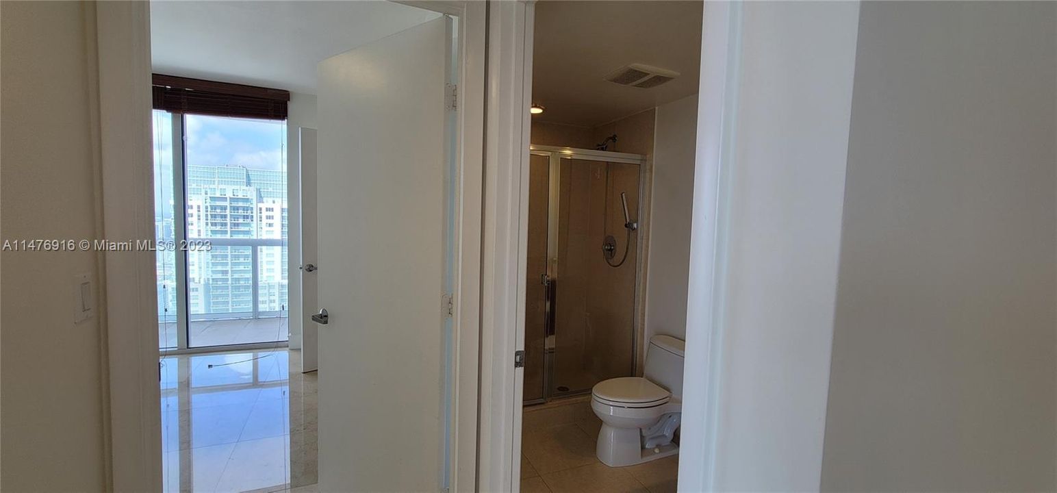 Recently Rented: $4,200 (2 beds, 2 baths, 1256 Square Feet)