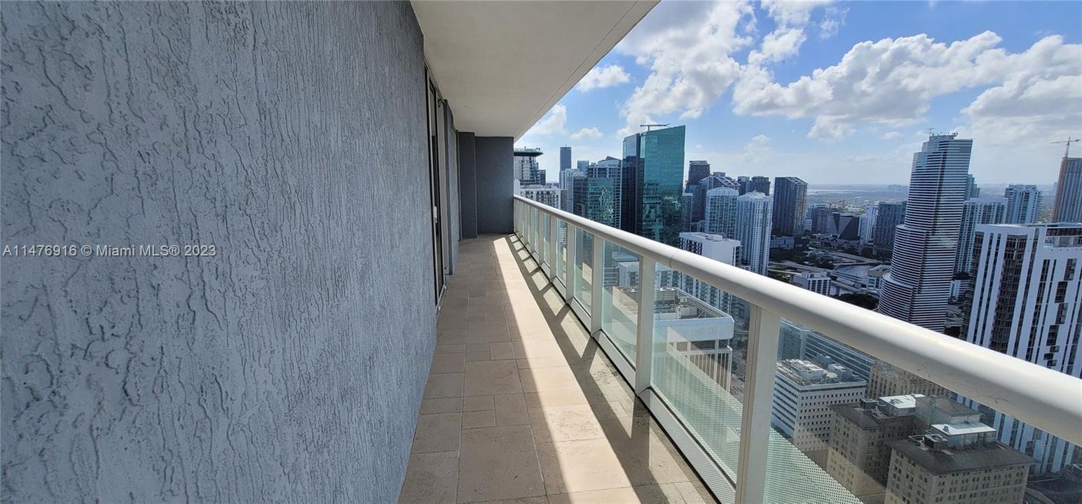 Recently Rented: $4,200 (2 beds, 2 baths, 1256 Square Feet)