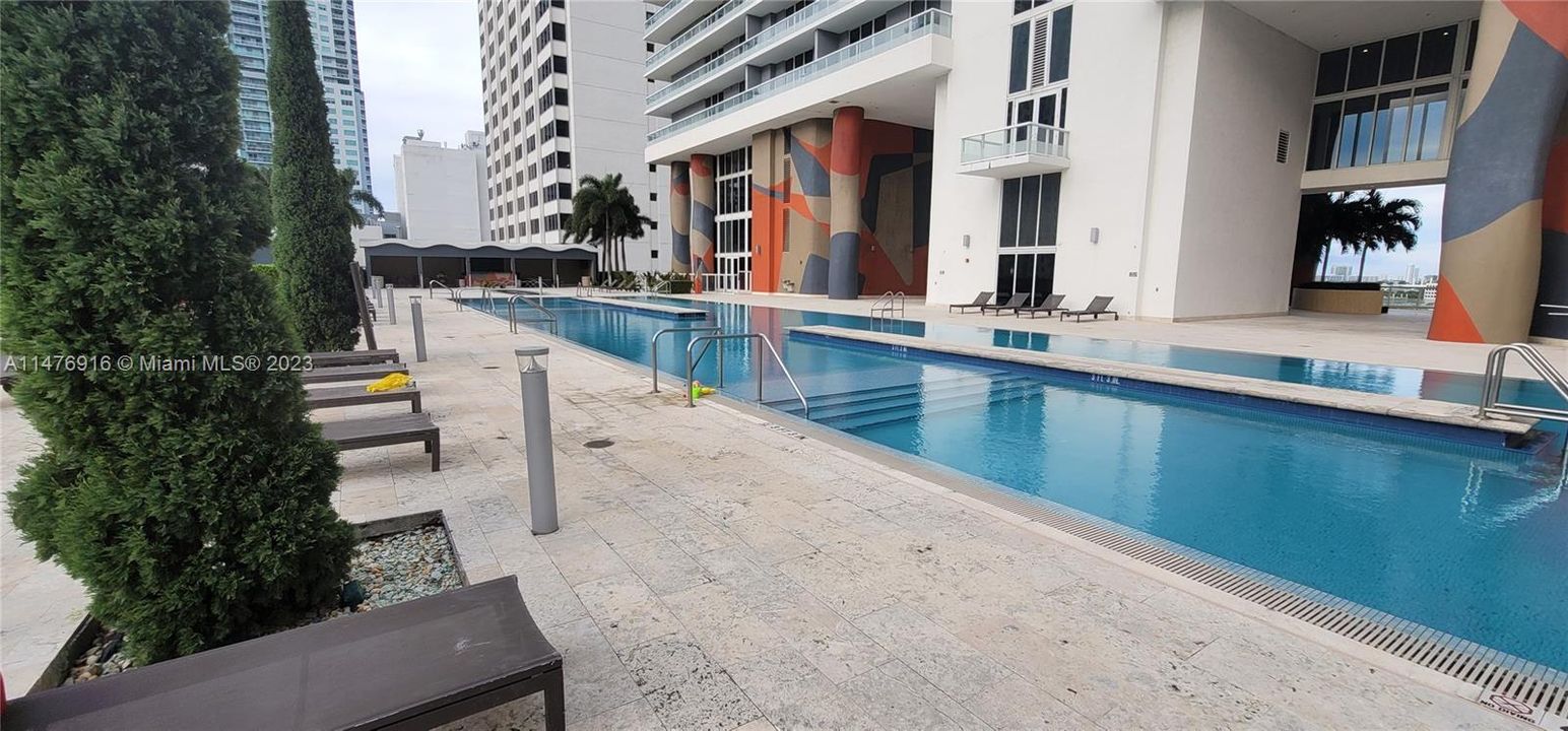 Recently Rented: $4,200 (2 beds, 2 baths, 1256 Square Feet)