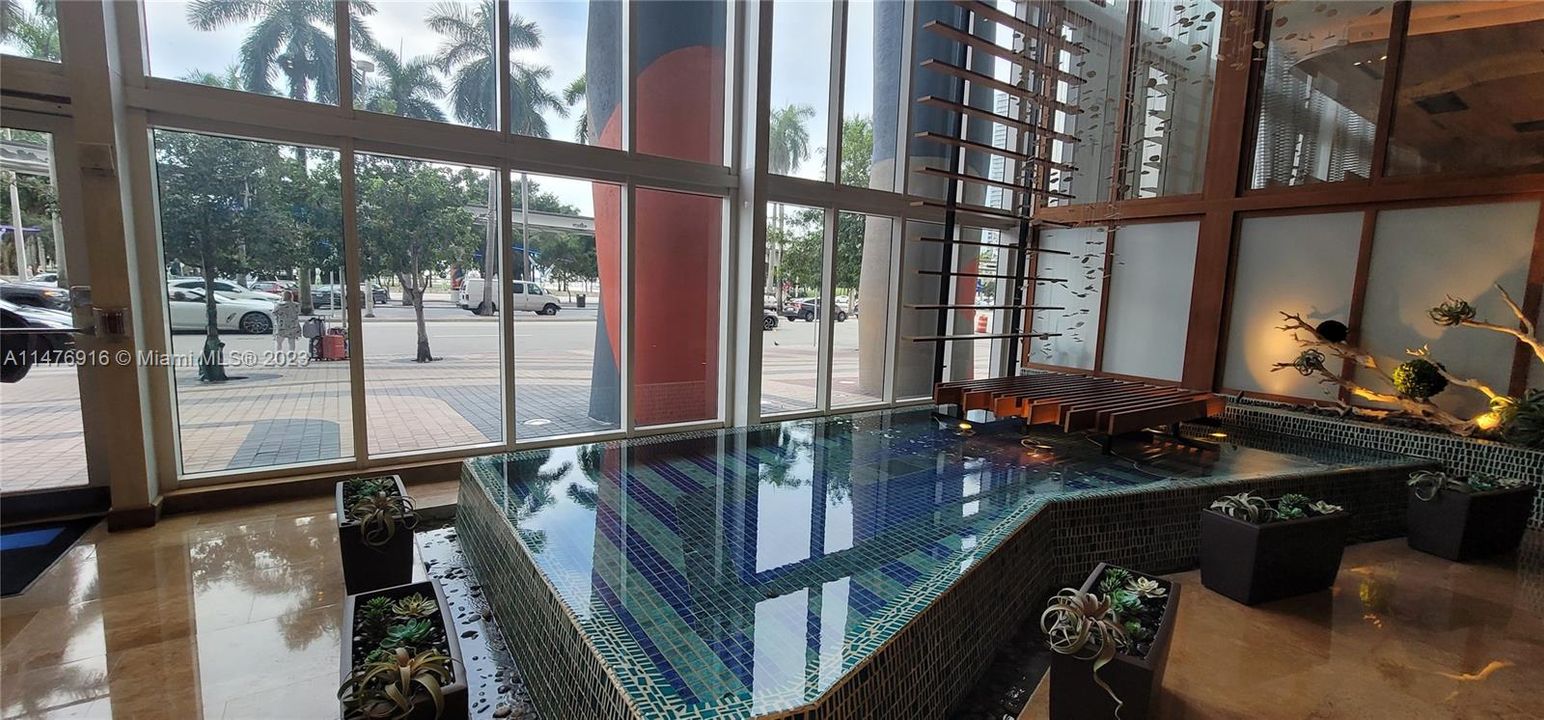 Recently Rented: $4,200 (2 beds, 2 baths, 1256 Square Feet)