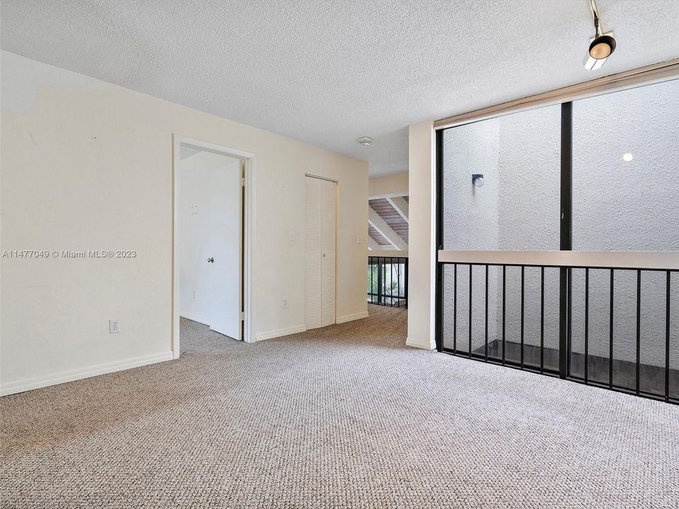 Недавно продано: $799,000 (2 спален, 2 ванн, 2122 Квадратных фут)