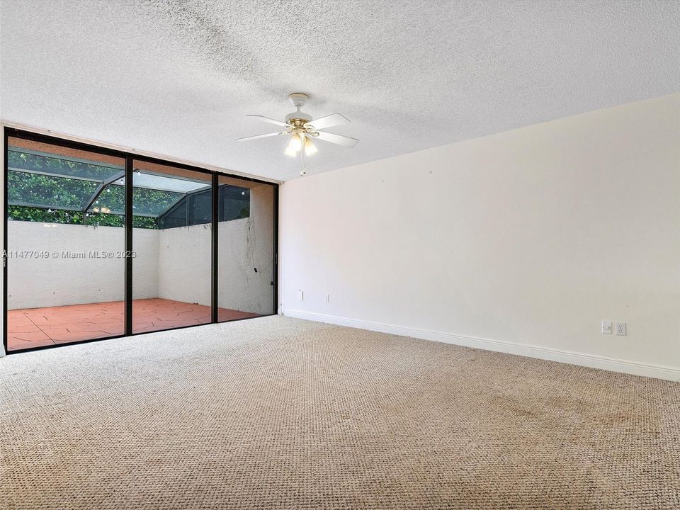 Недавно продано: $799,000 (2 спален, 2 ванн, 2122 Квадратных фут)