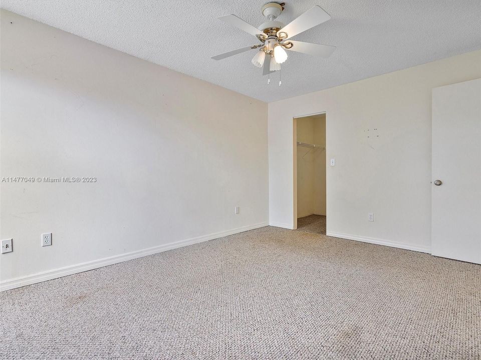 Недавно продано: $799,000 (2 спален, 2 ванн, 2122 Квадратных фут)