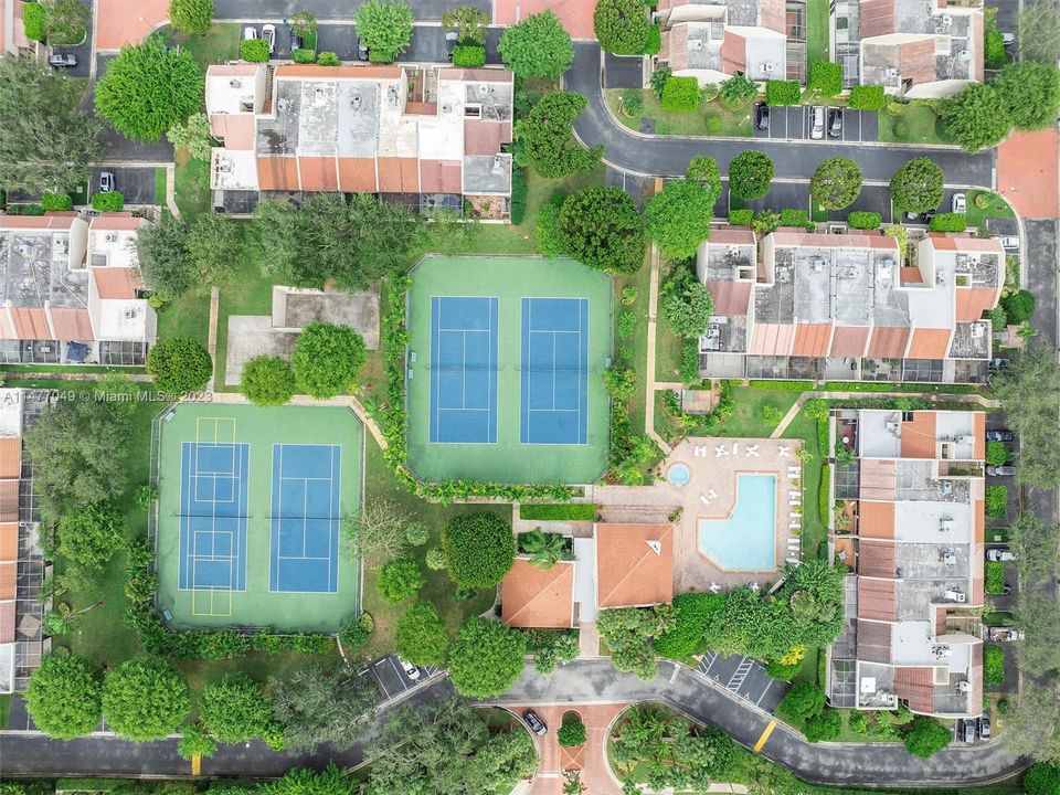 Недавно продано: $799,000 (2 спален, 2 ванн, 2122 Квадратных фут)