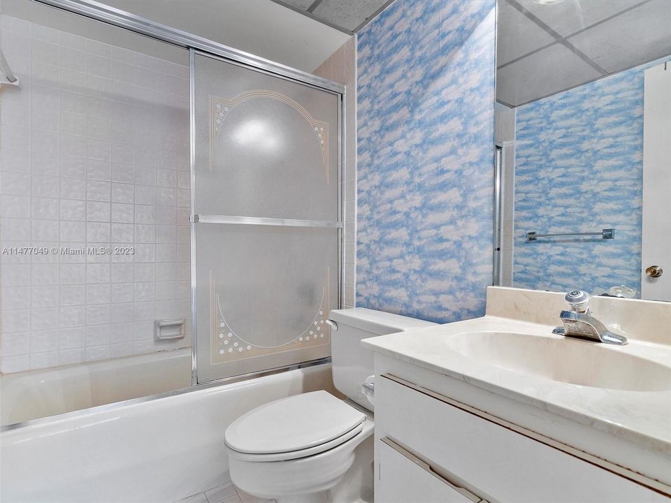 Недавно продано: $799,000 (2 спален, 2 ванн, 2122 Квадратных фут)