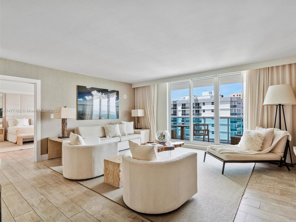 Недавно продано: $6,600,000 (3 спален, 3 ванн, 1952 Квадратных фут)