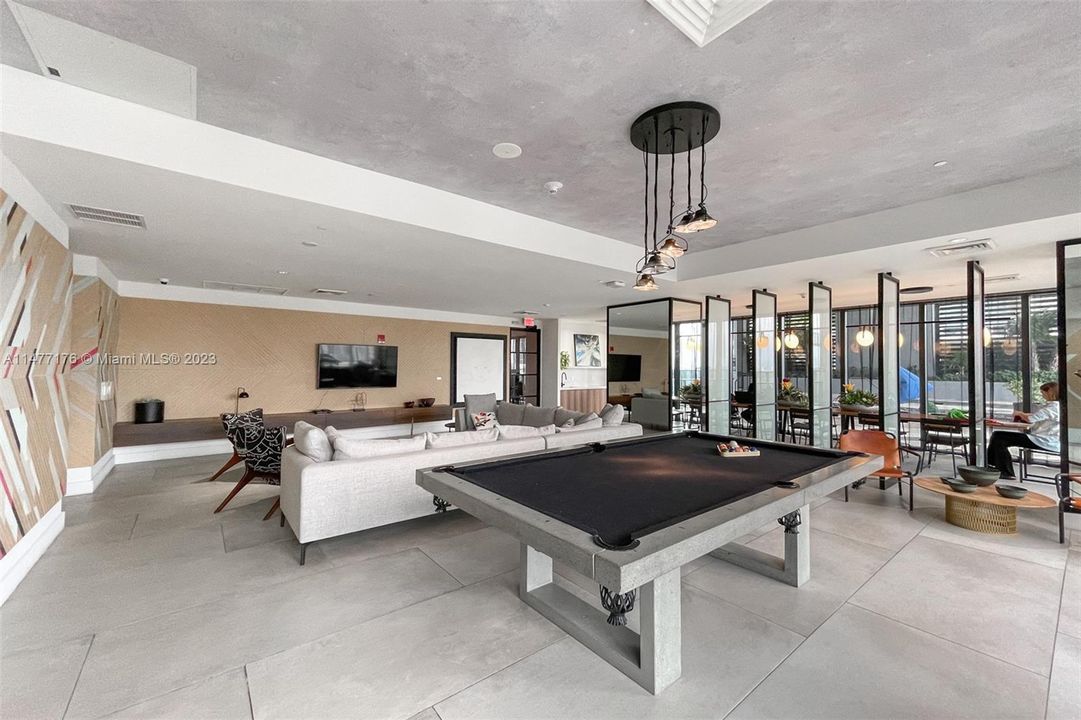 Recientemente alquilado: $3,999 (1 camas, 1 baños, 0 Pies cuadrados)