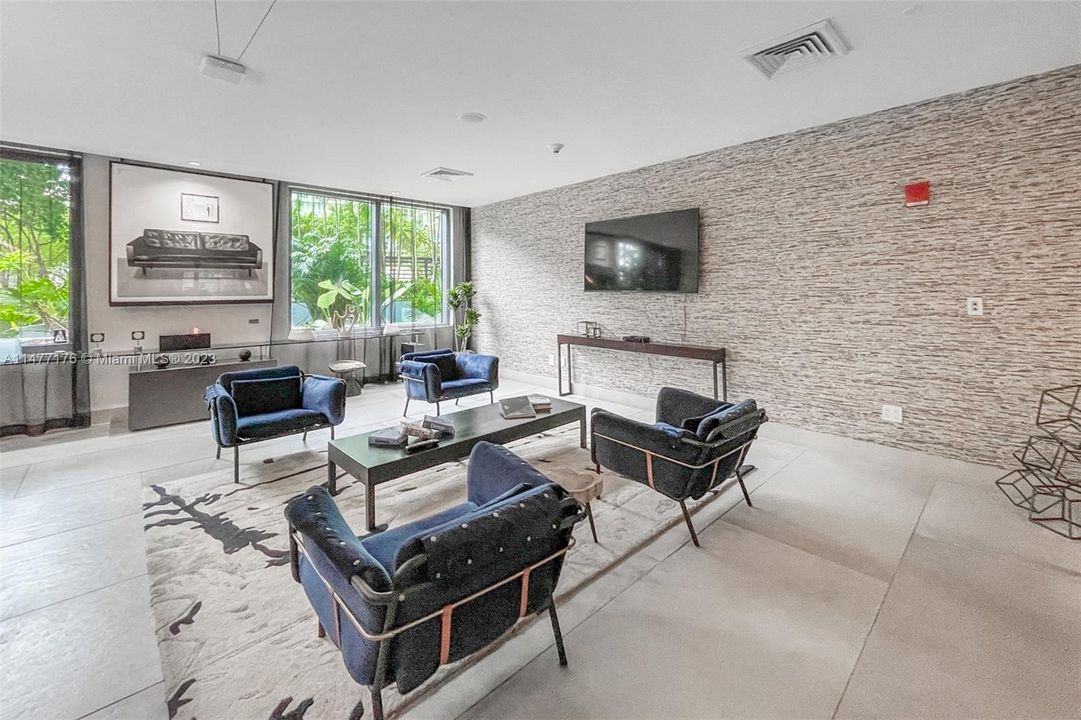 Recientemente alquilado: $3,999 (1 camas, 1 baños, 0 Pies cuadrados)