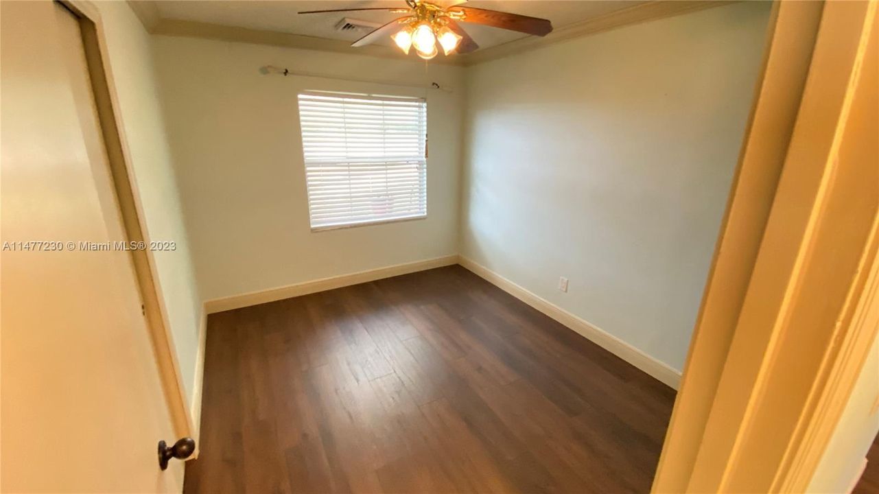 Recently Rented: $1,650 (3 beds, 1 baths, 0 Square Feet)