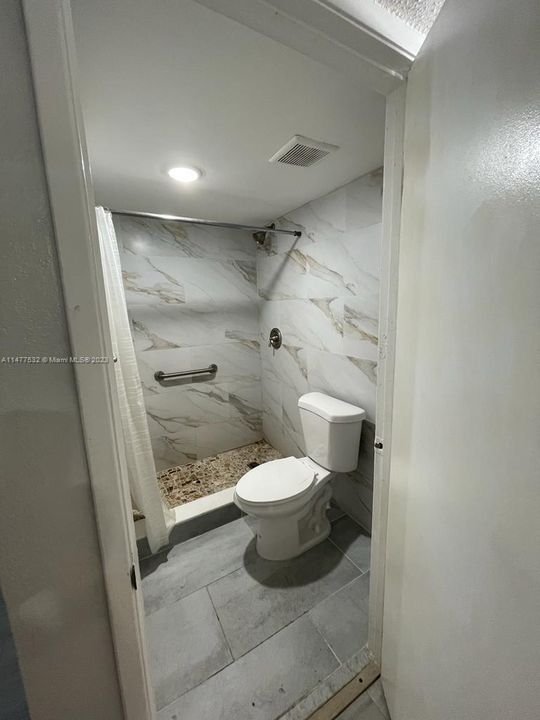 最近租的: $2,550 (3 贝兹, 2 浴室, 1167 平方英尺)