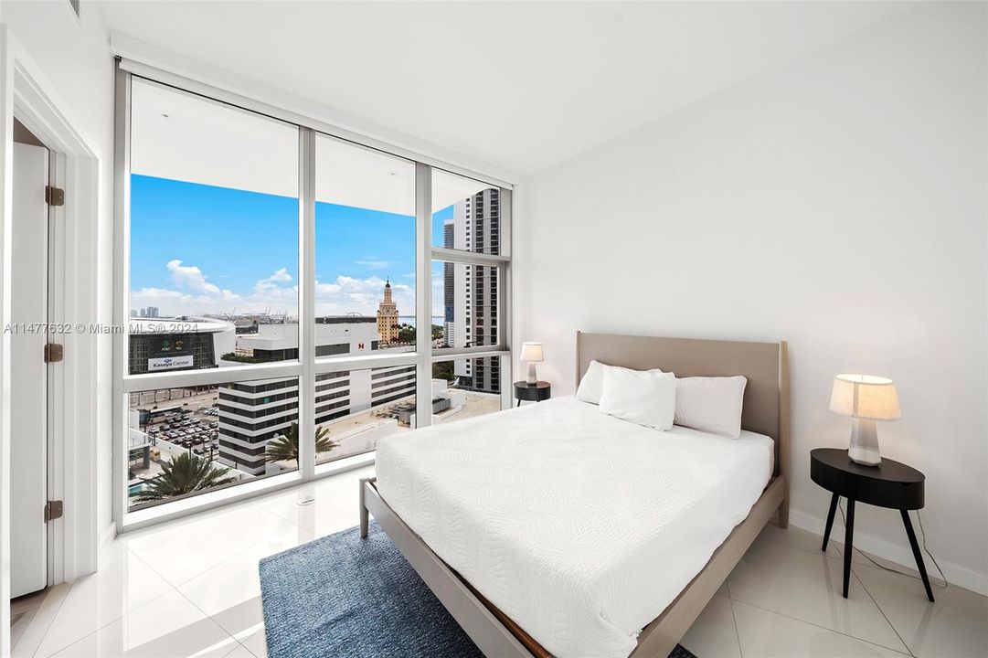 Recently Rented: $7,000 (2 beds, 3 baths, 1552 Square Feet)