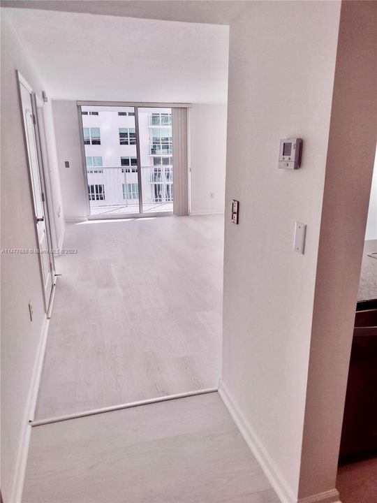 Recently Rented: $2,900 (1 beds, 1 baths, 740 Square Feet)