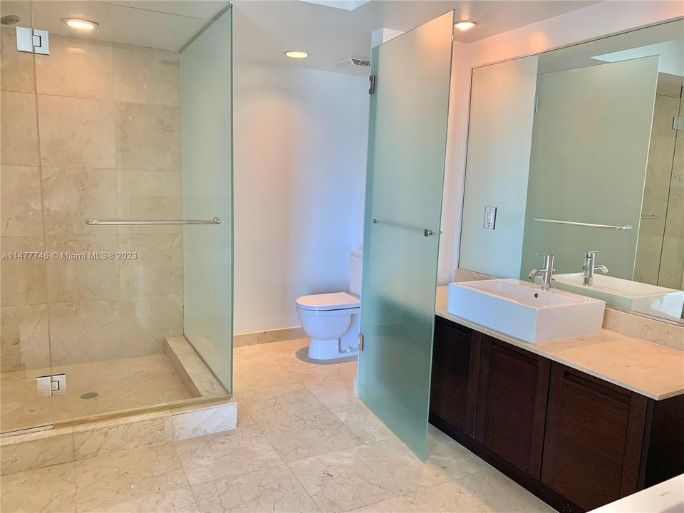 待售: $860,000 (3 贝兹, 2 浴室, 1461 平方英尺)