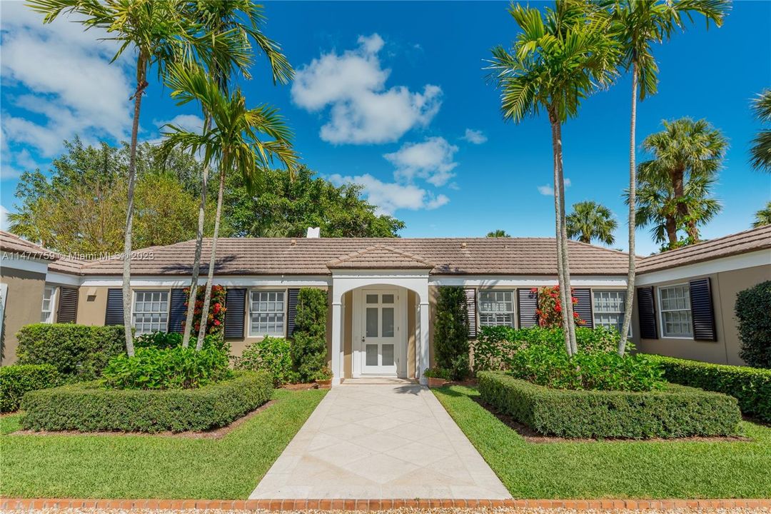 Recently Sold: $5,900,000 (4 beds, 4 baths, 3564 Square Feet)