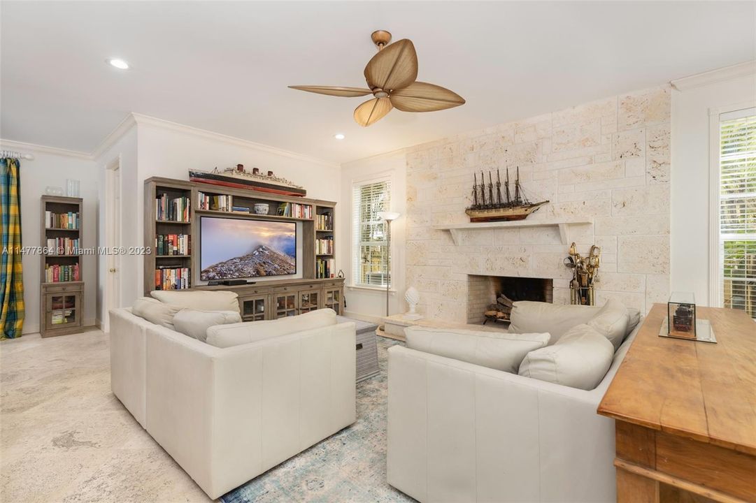 Recently Sold: $3,750,000 (5 beds, 4 baths, 4600 Square Feet)