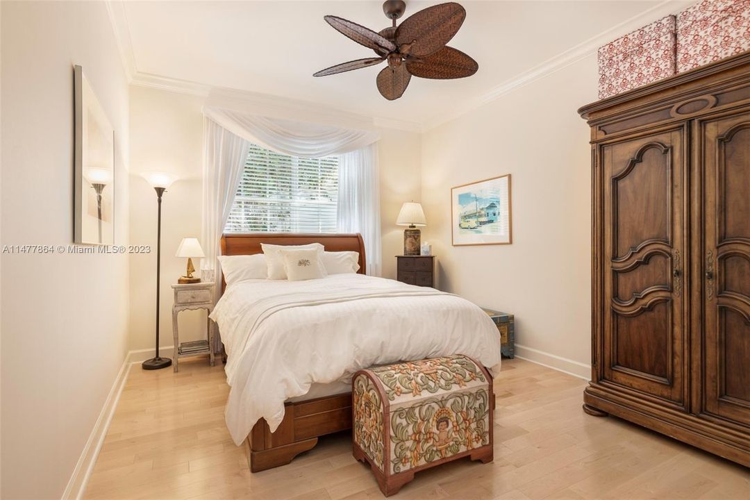 Recently Sold: $3,750,000 (5 beds, 4 baths, 4600 Square Feet)