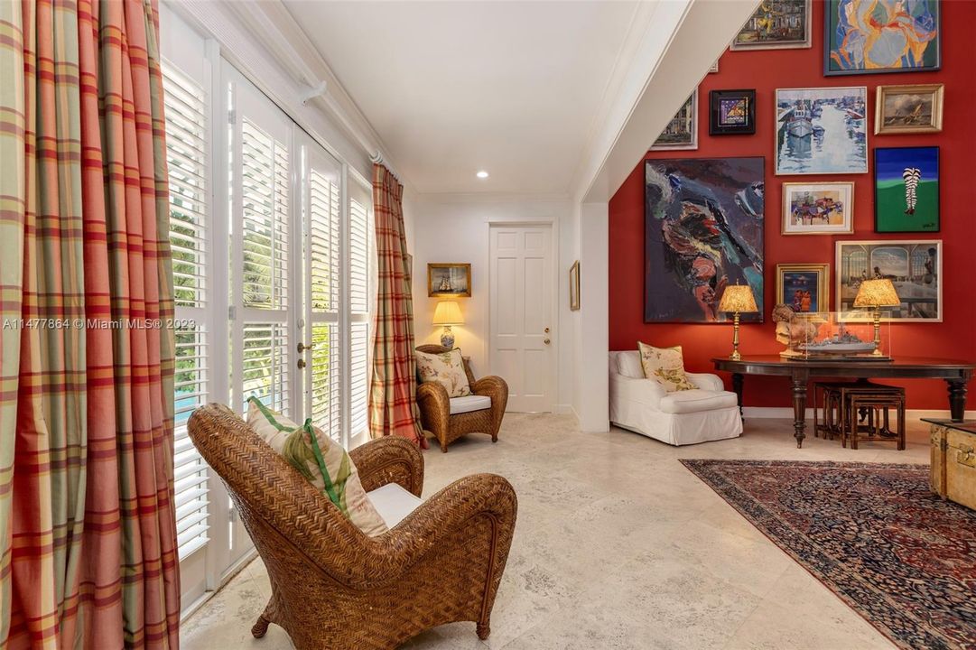 Recently Sold: $3,750,000 (5 beds, 4 baths, 4600 Square Feet)