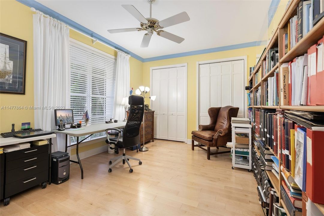 Recently Sold: $3,750,000 (5 beds, 4 baths, 4600 Square Feet)