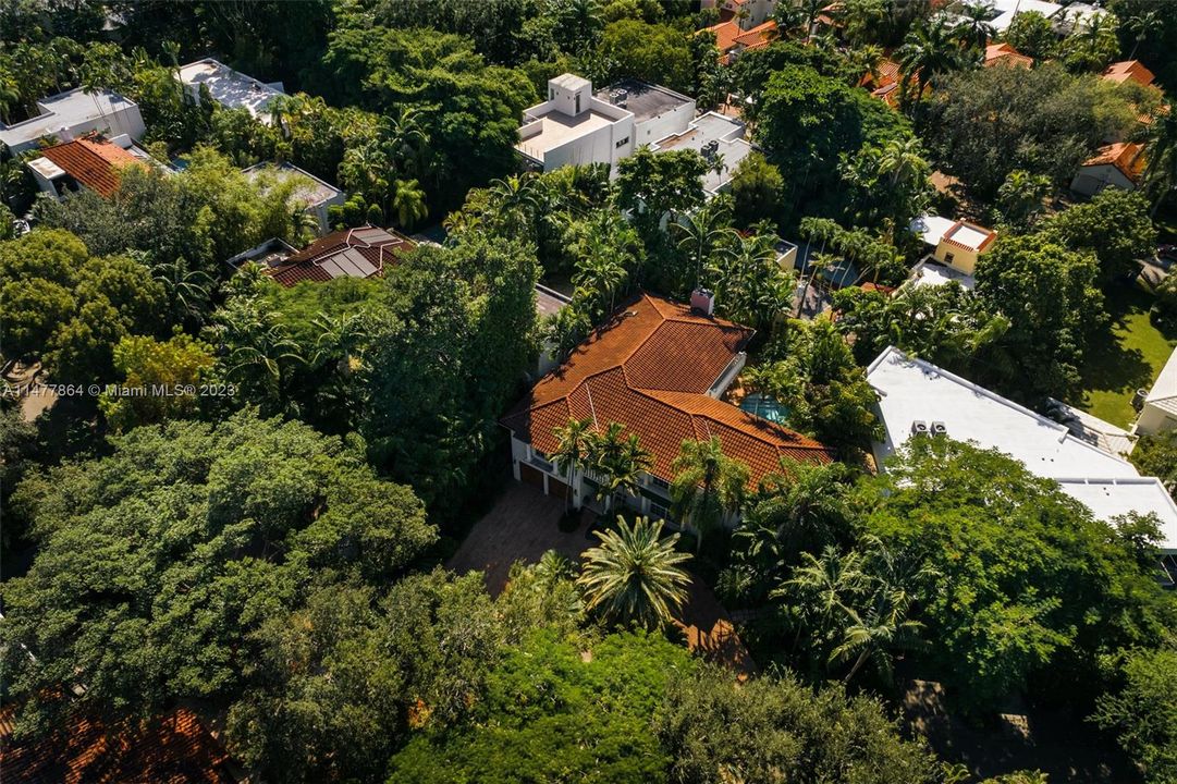 Recently Sold: $3,750,000 (5 beds, 4 baths, 4600 Square Feet)