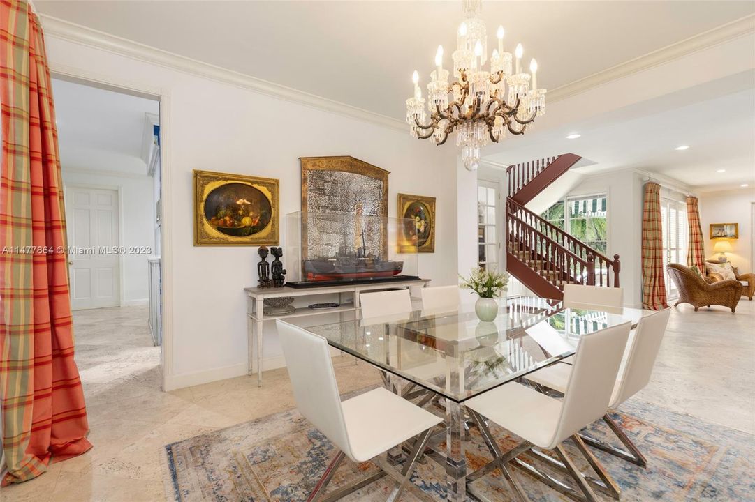 Recently Sold: $3,750,000 (5 beds, 4 baths, 4600 Square Feet)