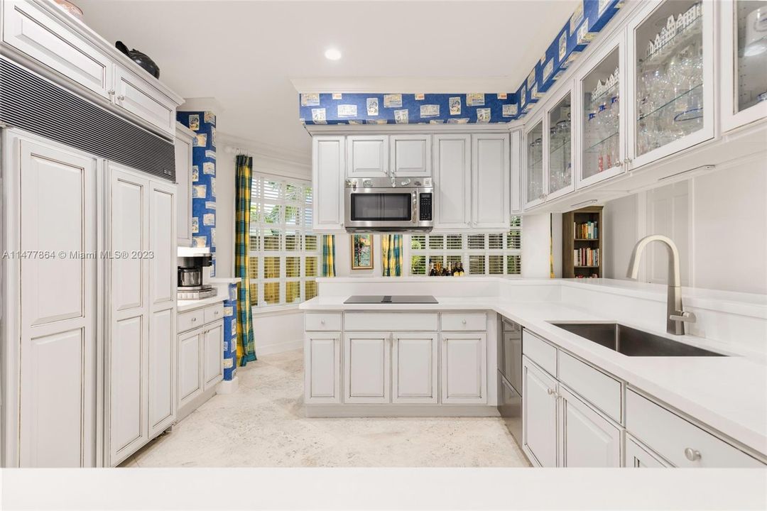 Recently Sold: $3,750,000 (5 beds, 4 baths, 4600 Square Feet)