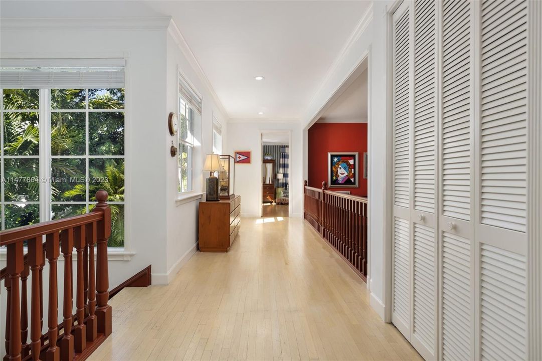 Recently Sold: $3,750,000 (5 beds, 4 baths, 4600 Square Feet)