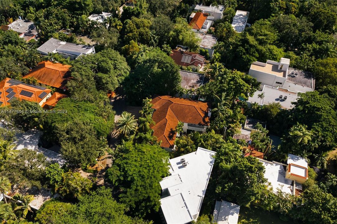 Recently Sold: $3,750,000 (5 beds, 4 baths, 4600 Square Feet)