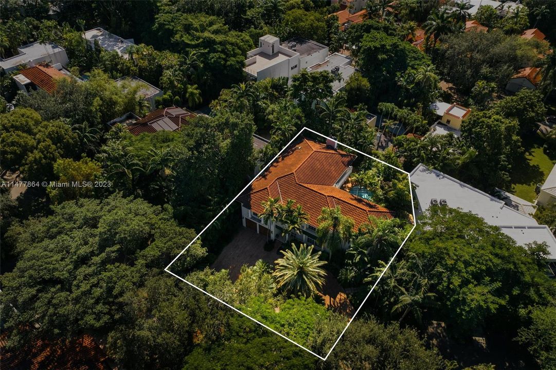 Recently Sold: $3,750,000 (5 beds, 4 baths, 4600 Square Feet)