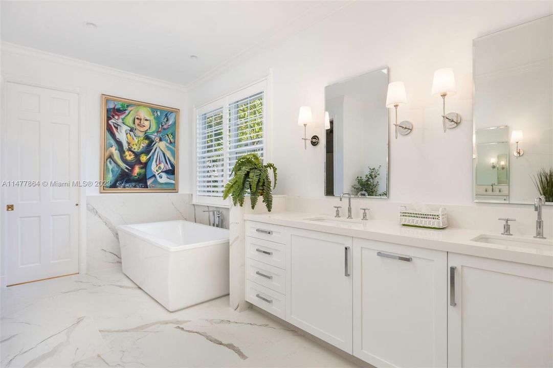 Recently Sold: $3,750,000 (5 beds, 4 baths, 4600 Square Feet)