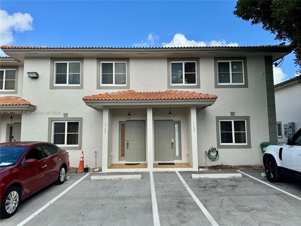 Recently Sold: $315,000 (3 beds, 2 baths, 1380 Square Feet)