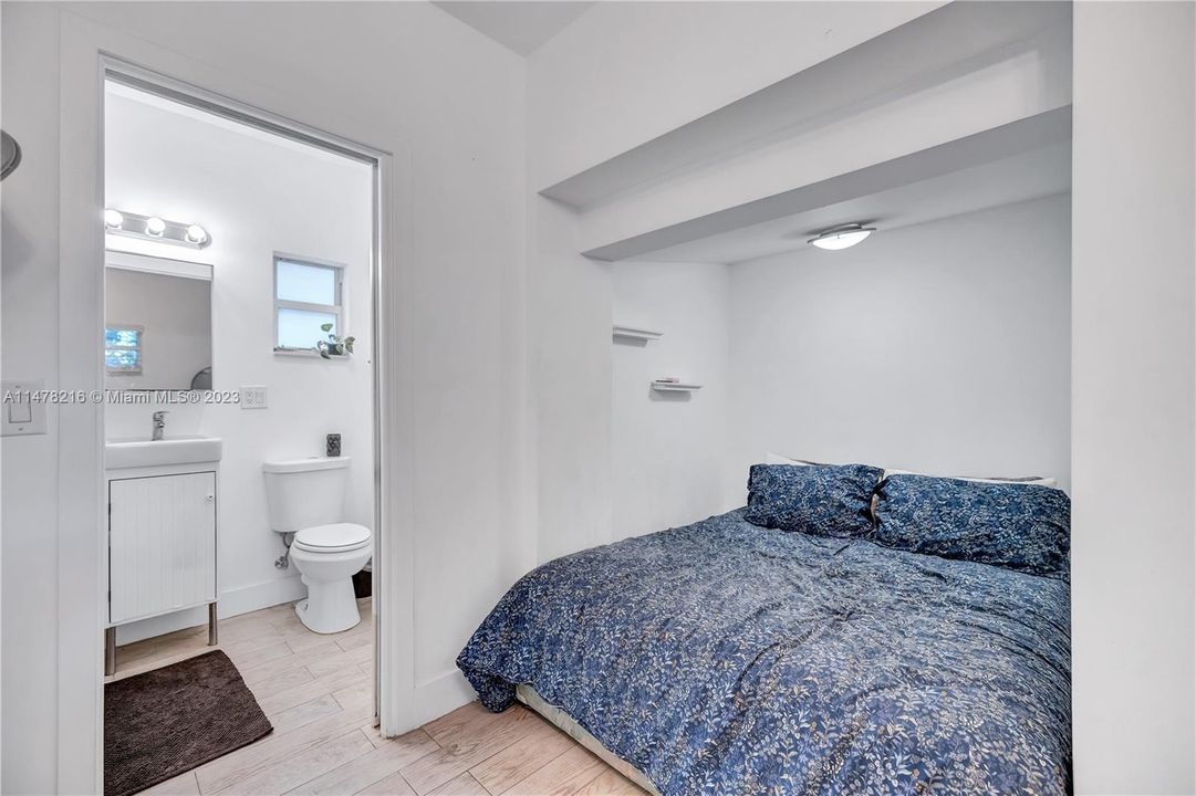 Recently Sold: $799,000 (0 beds, 0 baths, 1445 Square Feet)