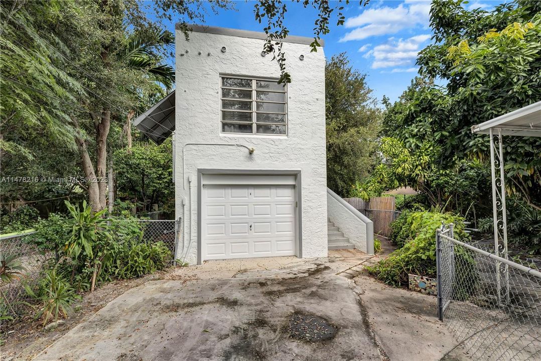 Recently Sold: $799,000 (0 beds, 0 baths, 1445 Square Feet)