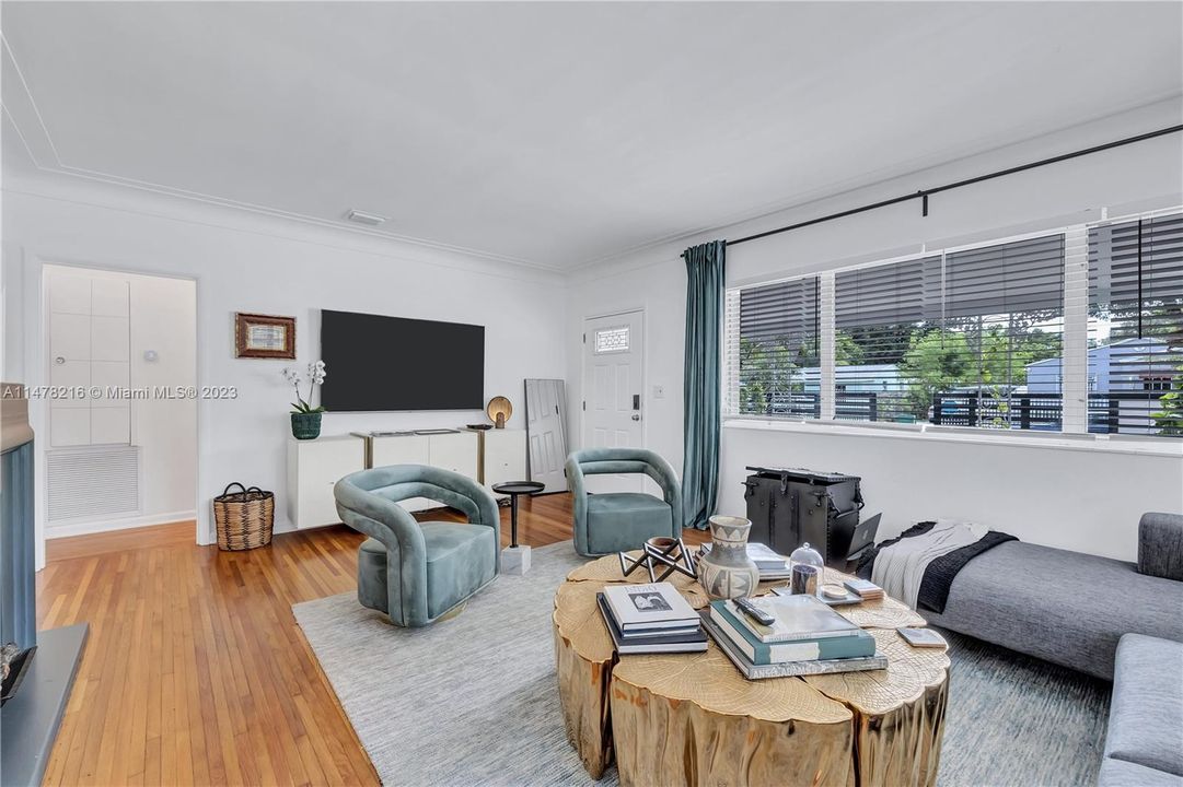 Recently Sold: $799,000 (0 beds, 0 baths, 1445 Square Feet)