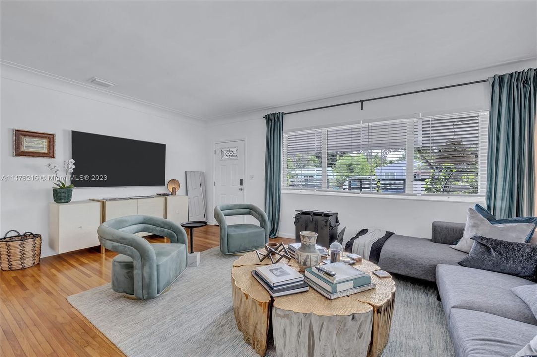 Recently Sold: $799,000 (0 beds, 0 baths, 1445 Square Feet)