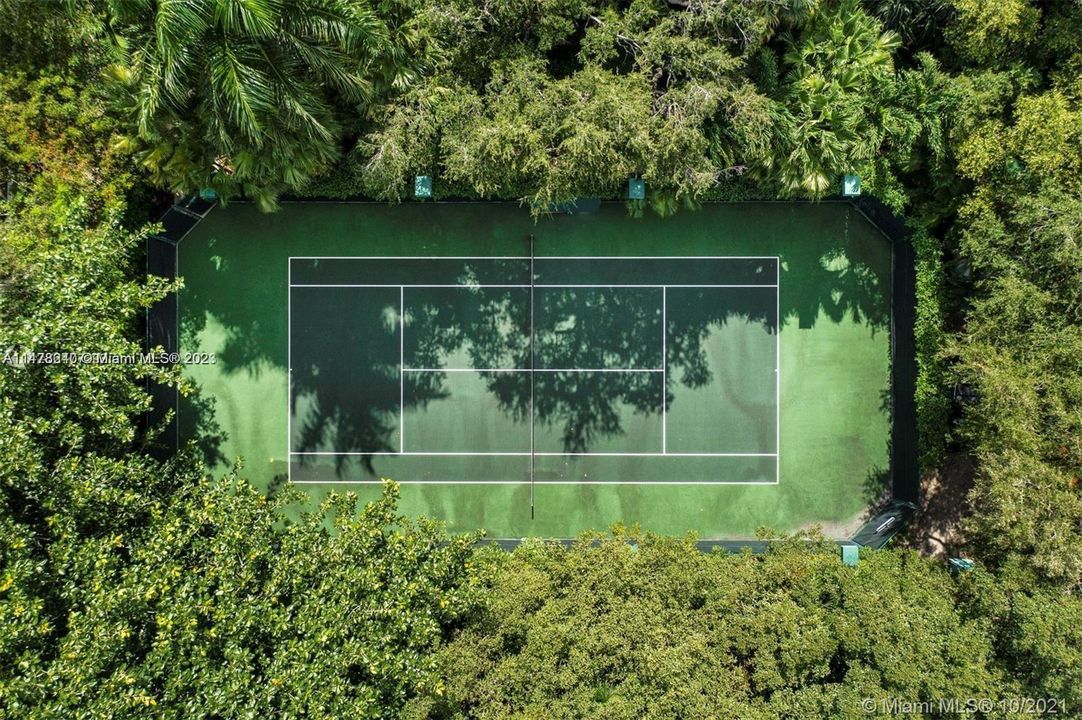 Recently Rented: $12,750 (2 beds, 2 baths, 1595 Square Feet)