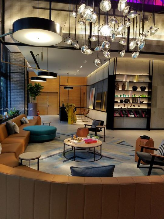 Recently Rented: $3,100 (1 beds, 1 baths, 593 Square Feet)