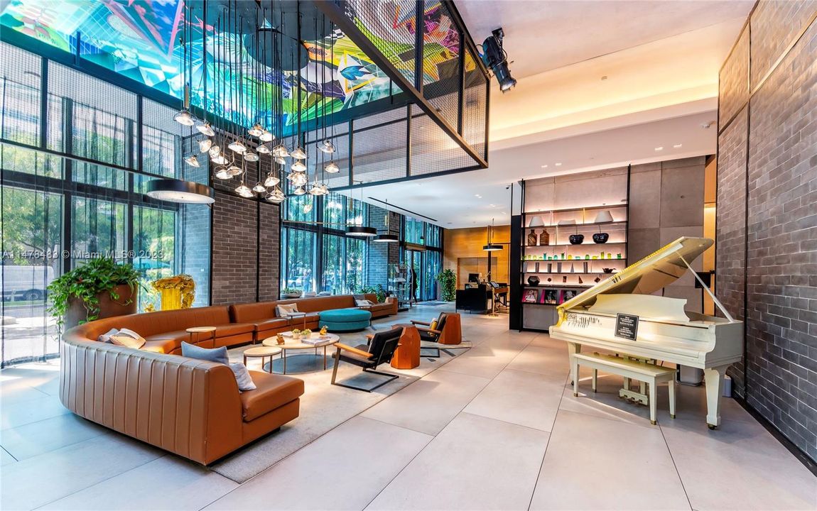 Recently Sold: $545,000 (1 beds, 1 baths, 737 Square Feet)