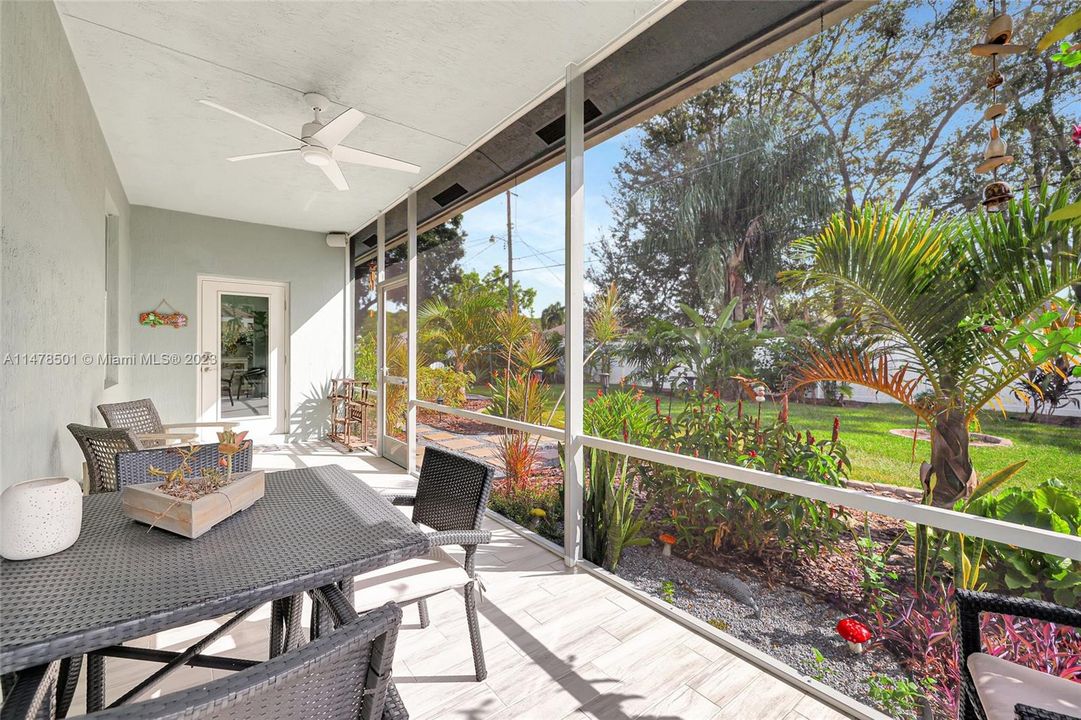 Recently Sold: $489,900 (4 beds, 2 baths, 2227 Square Feet)