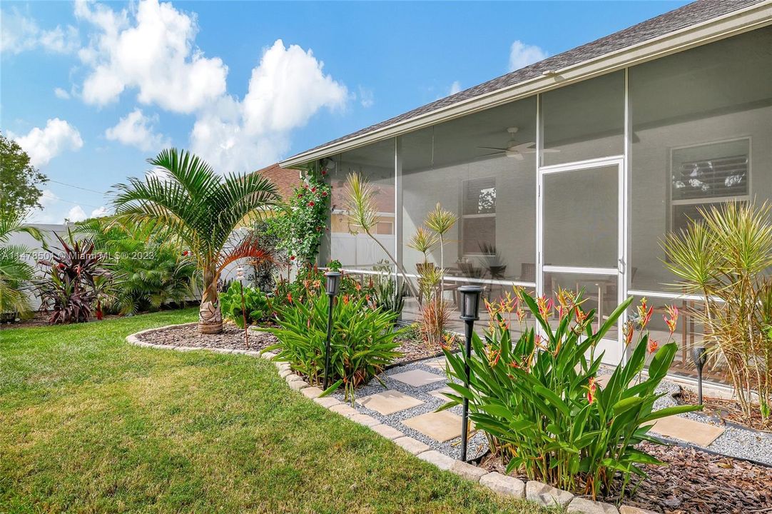 Recently Sold: $489,900 (4 beds, 2 baths, 2227 Square Feet)