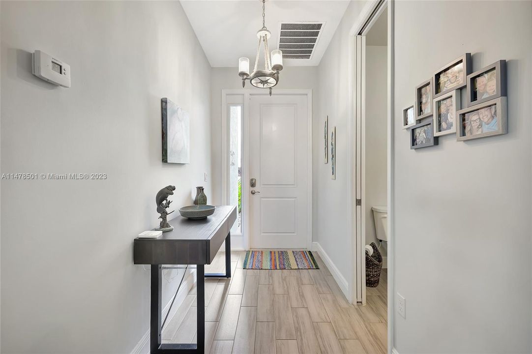 Recently Sold: $489,900 (4 beds, 2 baths, 2227 Square Feet)