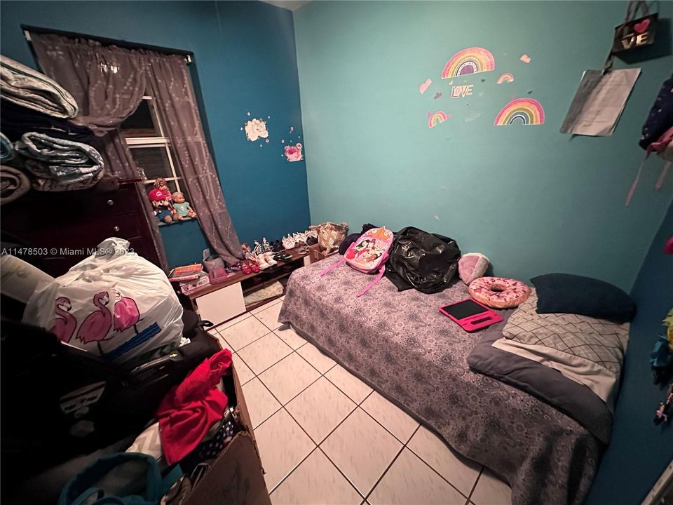 Recently Sold: $779,000 (0 beds, 0 baths, 1800 Square Feet)