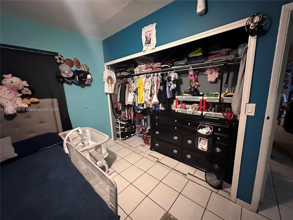 Recently Sold: $779,000 (0 beds, 0 baths, 1800 Square Feet)