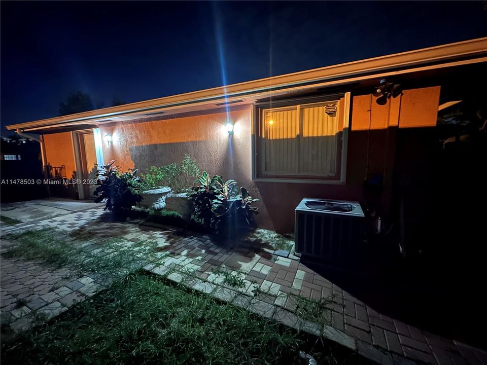 Recently Sold: $779,000 (0 beds, 0 baths, 1800 Square Feet)