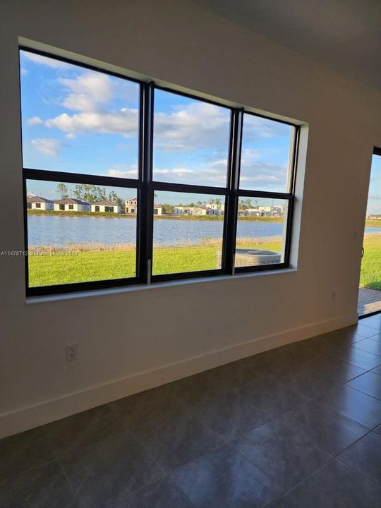 最近租的: $2,600 (3 贝兹, 2 浴室, 0 平方英尺)